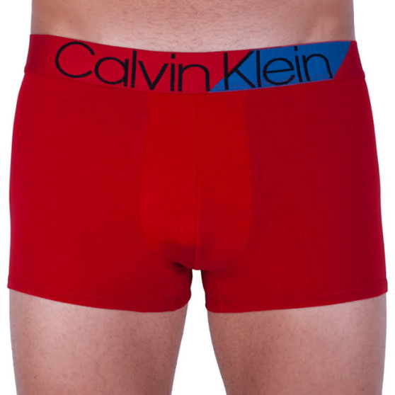 Мъжки боксерки Calvin Klein червено (NB1680A-RYM)