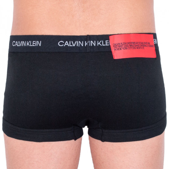 Мъжки боксерки Calvin Klein черено (NB1811A-001)