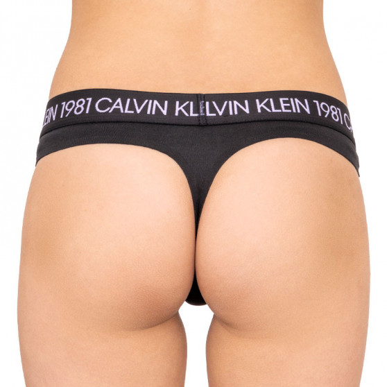 Дамски стрингове Calvin Klein черено (QF5448E-001)