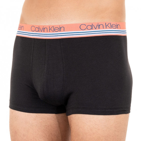 3PACK Мъжки боксерки Calvin Klein черено (NB2336A-BFR)