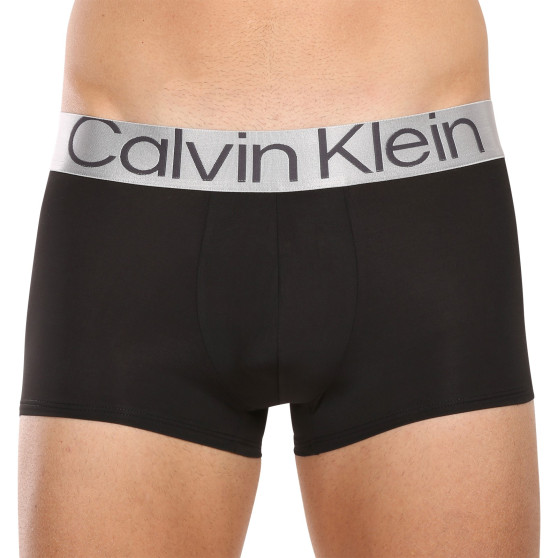 3PACK Мъжки боксерки Calvin Klein черено (NB3074A-MHQ)