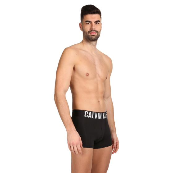 3PACK Мъжки боксерки Calvin Klein черено (NB3775A-UB1)