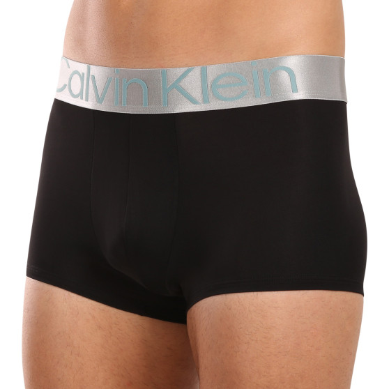 3PACK Мъжки боксерки Calvin Klein черено (NB3074A-QTE)