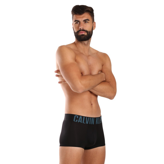 3PACK Мъжки боксерки Calvin Klein черено (NB3611A-Q1L)