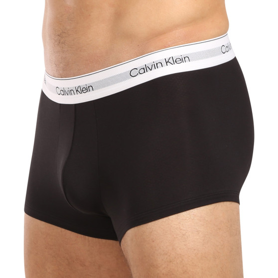 3PACK Мъжки боксерки Calvin Klein черено (NB3956A-UB1)