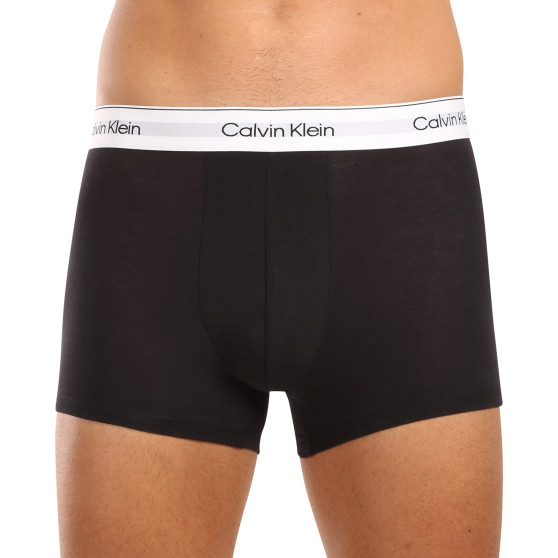 3PACK Мъжки боксерки Calvin Klein черено (NB3963A-UB1)